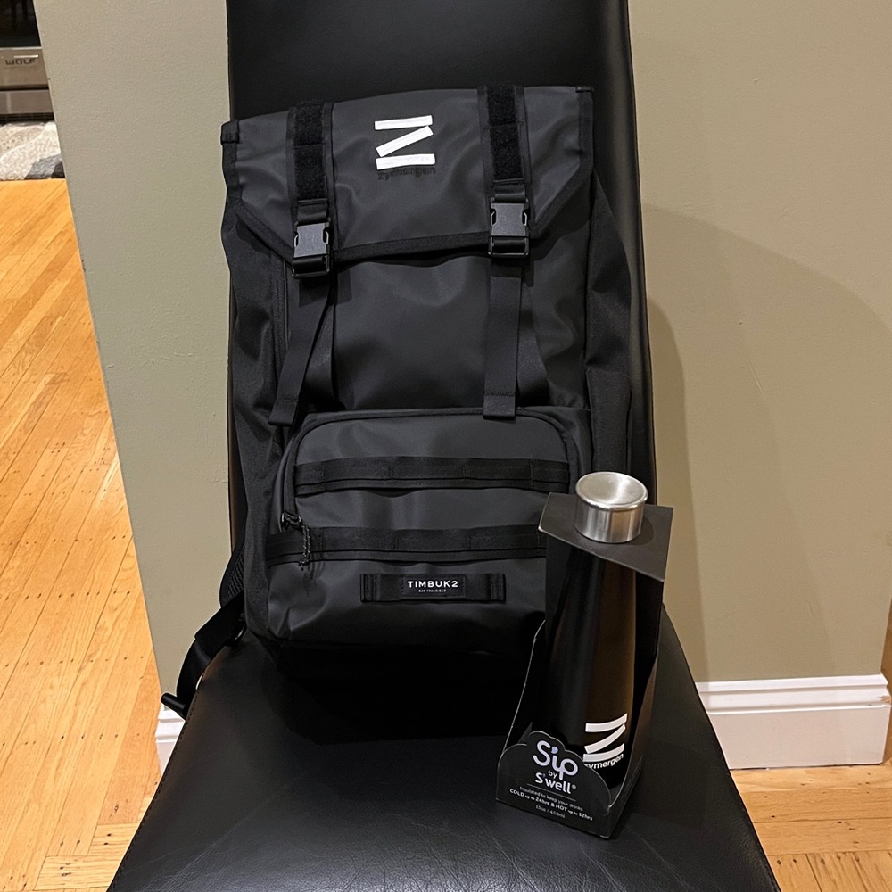 Timbuk2 Rogue Black Backpack Laptop Bag and Water bottle NWOT w/ Company Logo